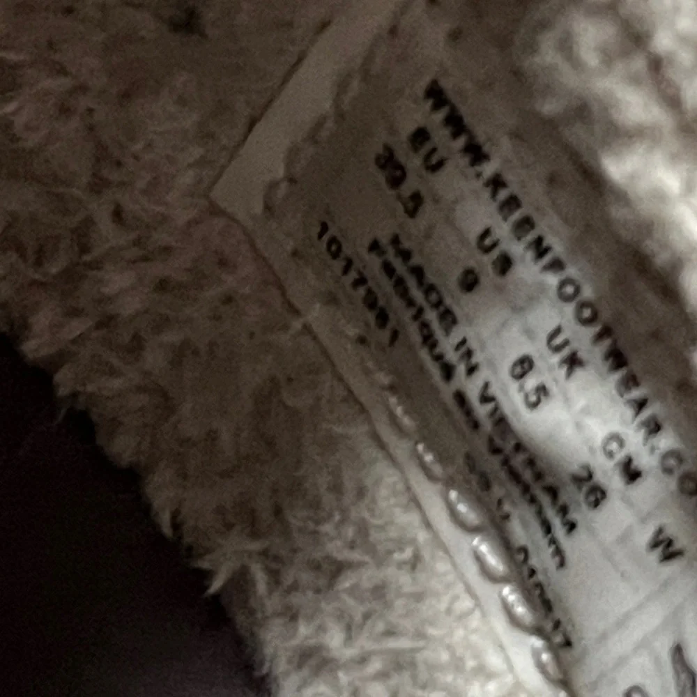 Keen Gray Quilted Slip-On Shoes 9 EU 39.5 - Picture 9 of 14